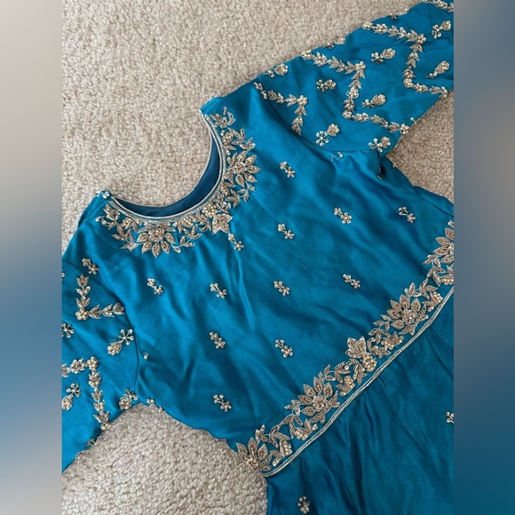 Pakistani/Indian Dress - Picture 3 of 10